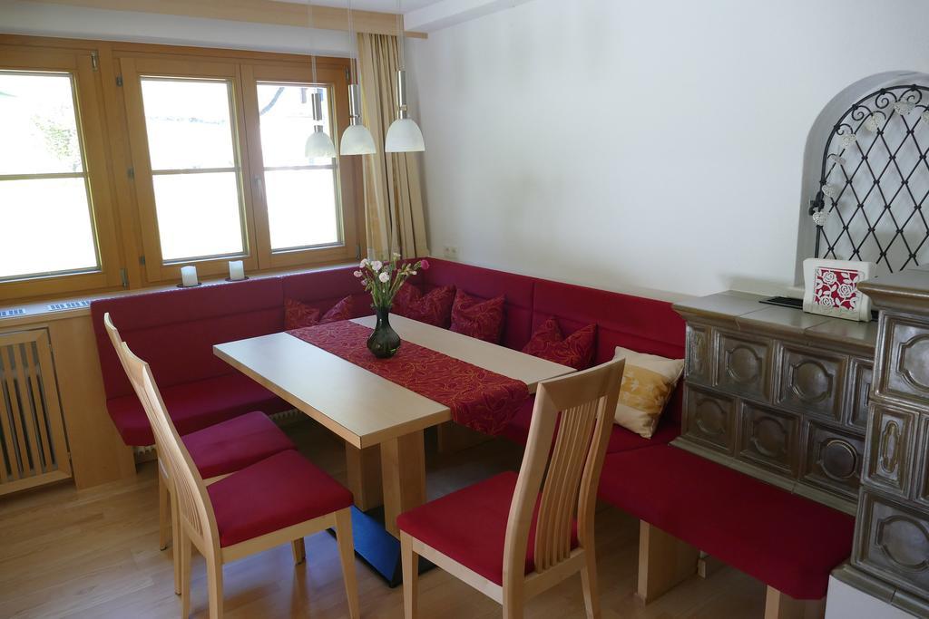 Apartament Haus Lundegg Finkenberg Zewnętrze zdjęcie